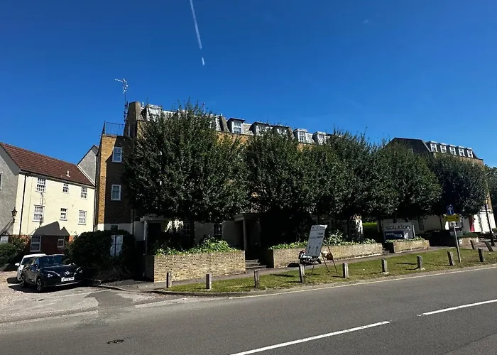 Calverley House Apartments